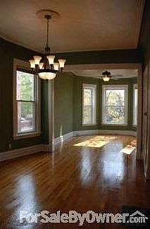 2nd image of 3302 W Wrightwood Ave