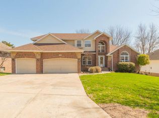 2546 S Chapel Dr, Springfield, MO 65809
