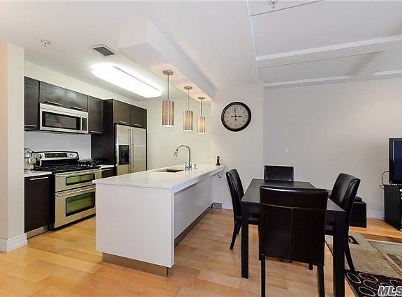 4th image of 6405 Yellowstone Blvd Ph 503