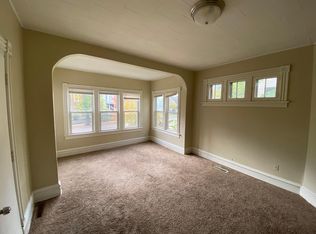 833 3rd St E #1, Saint Paul, MN 55106