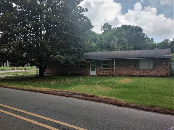 3044 Plantation Avenue Loop, Pt Allen, LA 70767