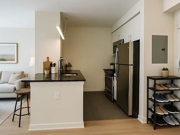 3rd image of 180 Myrtle Ave #7M