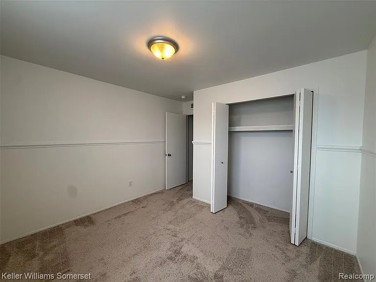 28423 Raleigh Crescent Dr #44 — Photo 16