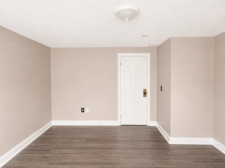 42 Clinton St #2 — Photo 16