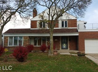 241 W 10th St, Chicago Heights, IL 60411