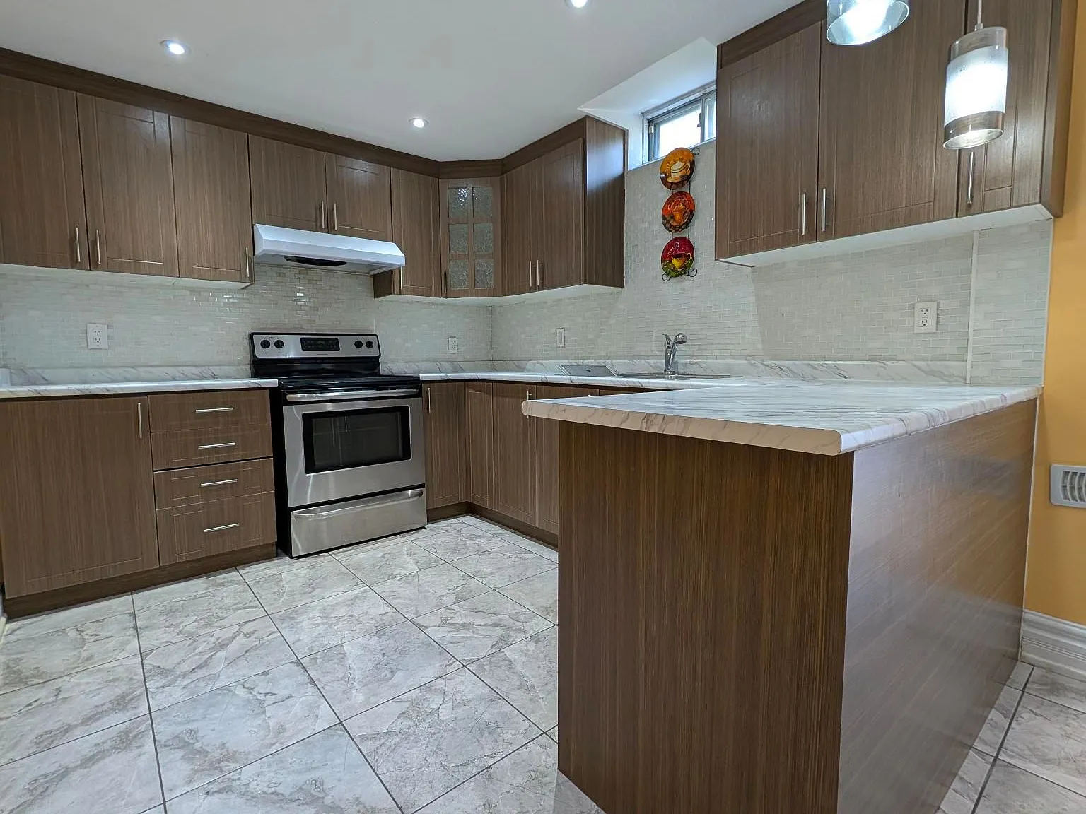 2 bed, $1,750 — Photo 3