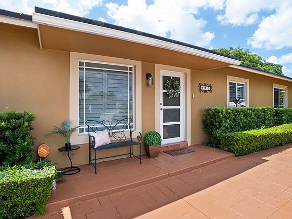 3rd image of 12290 SW 30TH Street