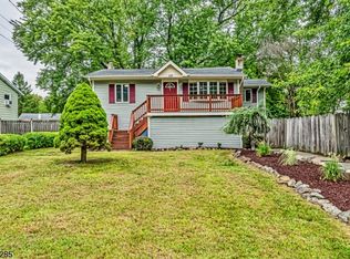 139 Durban Ave, Hopatcong, NJ 07843