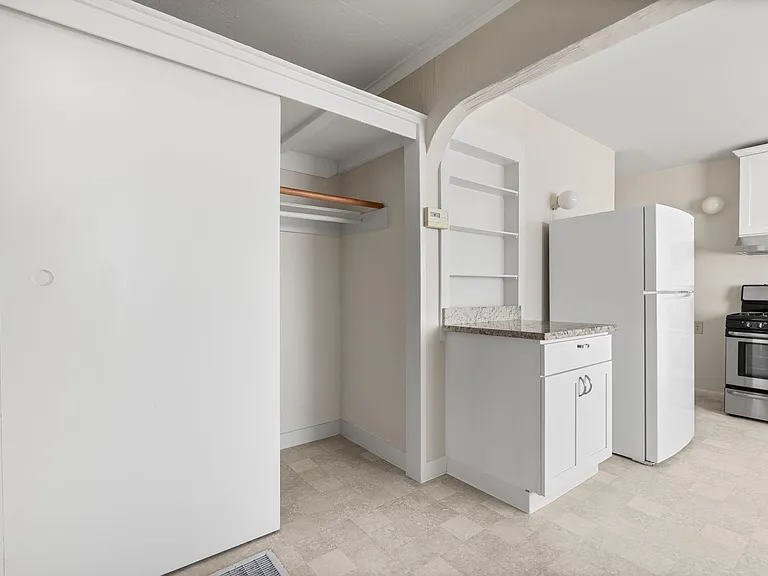 2 Carmel Ave #3 — Photo 16
