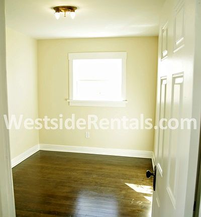 4th image of 3314 Loosmore St