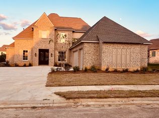 106 Venice Cir, Madison, MS 39110