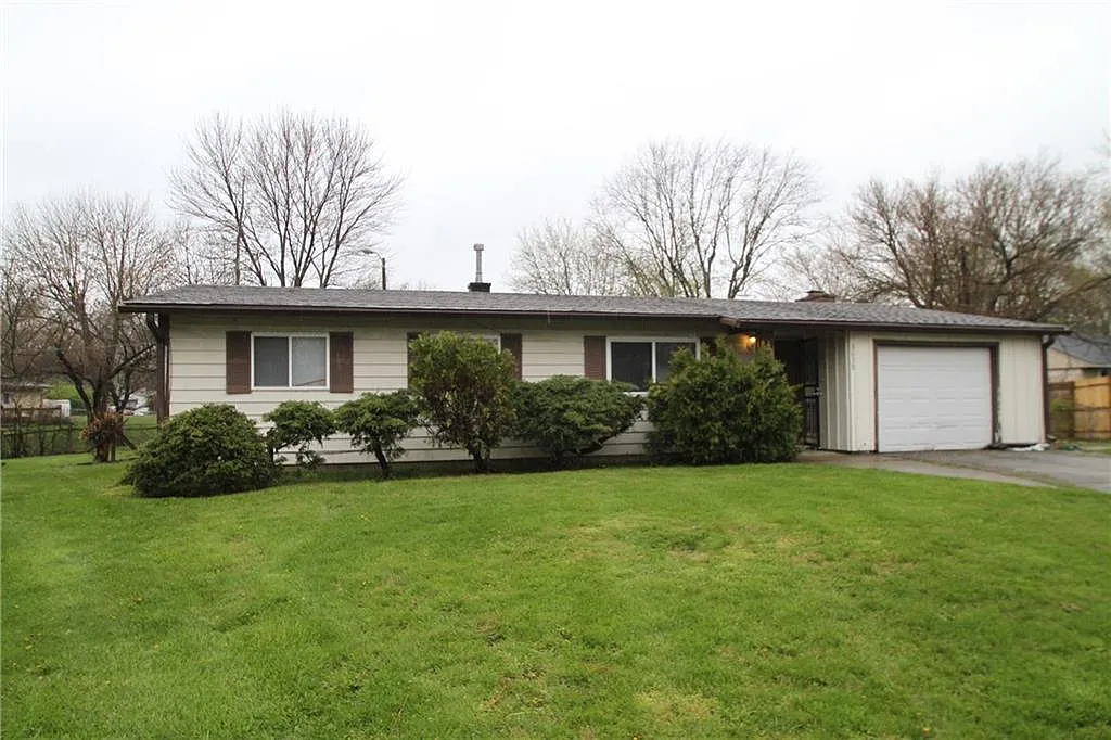 3630 Kline Dr photo 1