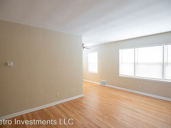 4th image of 1323-1333 E Colorado St #4