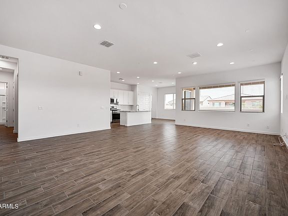 3rd image of 19219 W Wolf St