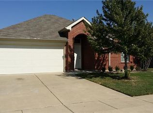 508 Paddle Dr, Crowley, TX 76036