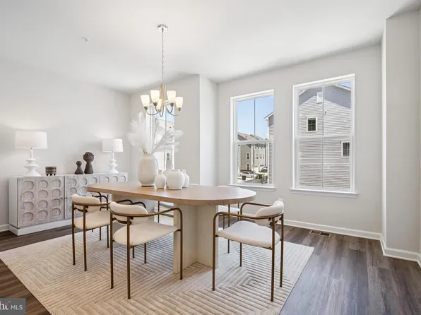 12106 Running Bull Way, Laurel, MD 20708