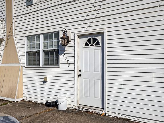 3rd image of 2578 Hotel Road