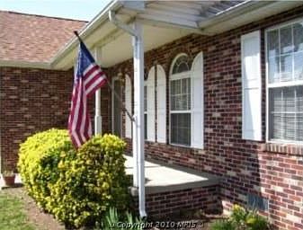 2nd image of 35826 Army Navy Dr