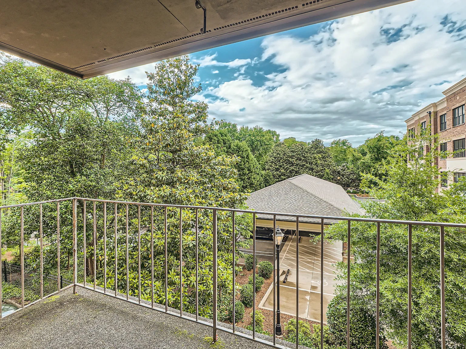 2 bed, 1066 sqft, $2,495 — Photo 3
