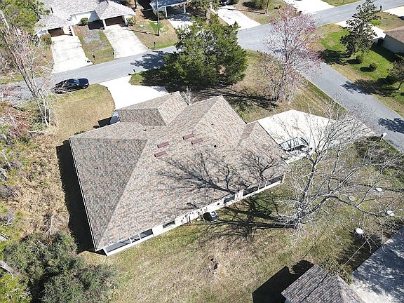 4th image of 4 Eton Ln #B