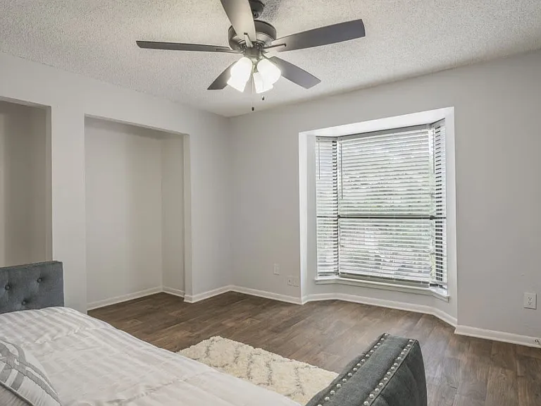 Lakebridge Townhomes — Photo 11