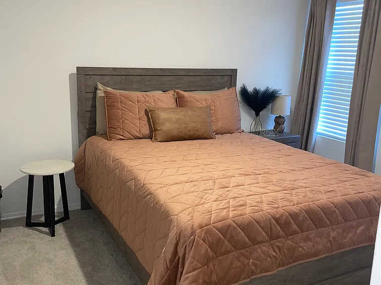 1487 Meadows Dr — Photo 32