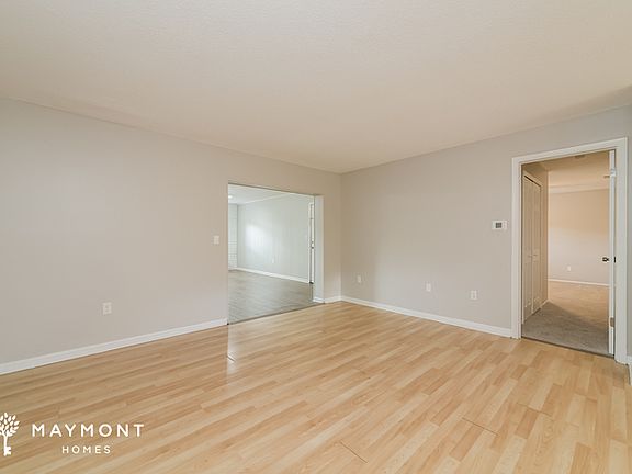 3rd image of 4750 Kempston Dr