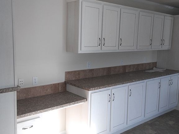So Many Cupboards! + a desk!