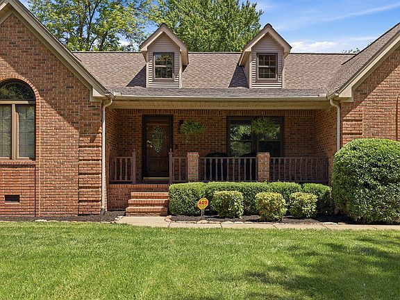 2nd image of 131 Matthew Dr