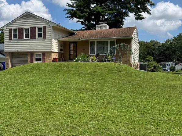 634 Green Briar Rd, Elkins Park, PA 19027