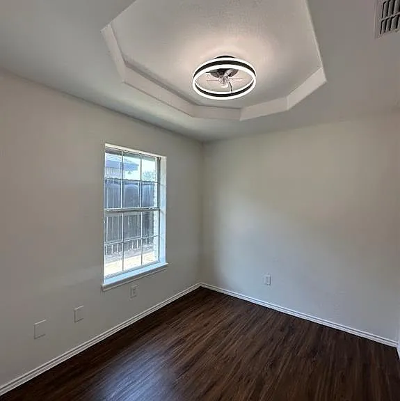 2415 Heather Ave — Photo 12
