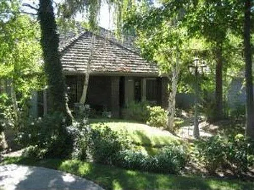 580 E Salem Ave photo 1