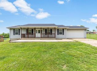 110 Hickory Farm Ln, Bonne Terre, MO 63628