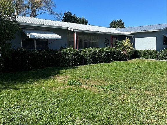 3rd image of 401 De Soto Ave