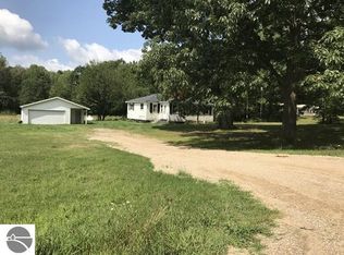 4185 N Dorr Rd, Merritt, MI 49667