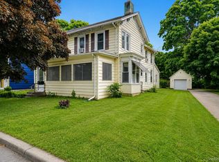 18 W Market Street, Hyde Park, NY 12538