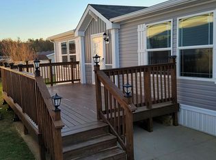 209 Pine Cone Dr, New Albany, IN 47150