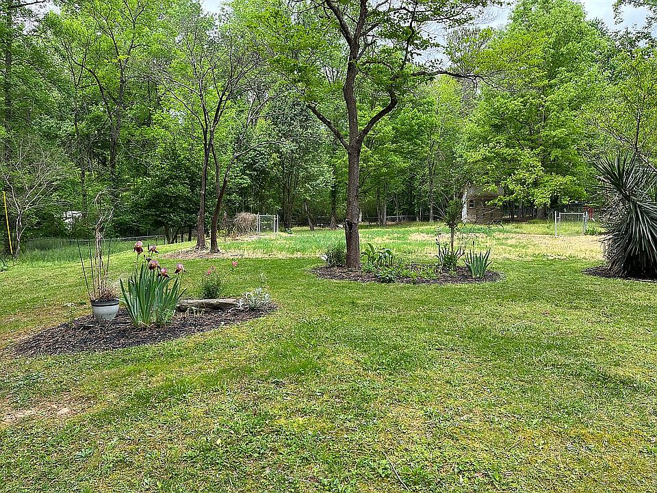 2nd image of 1381 Old Dawsonville Rd