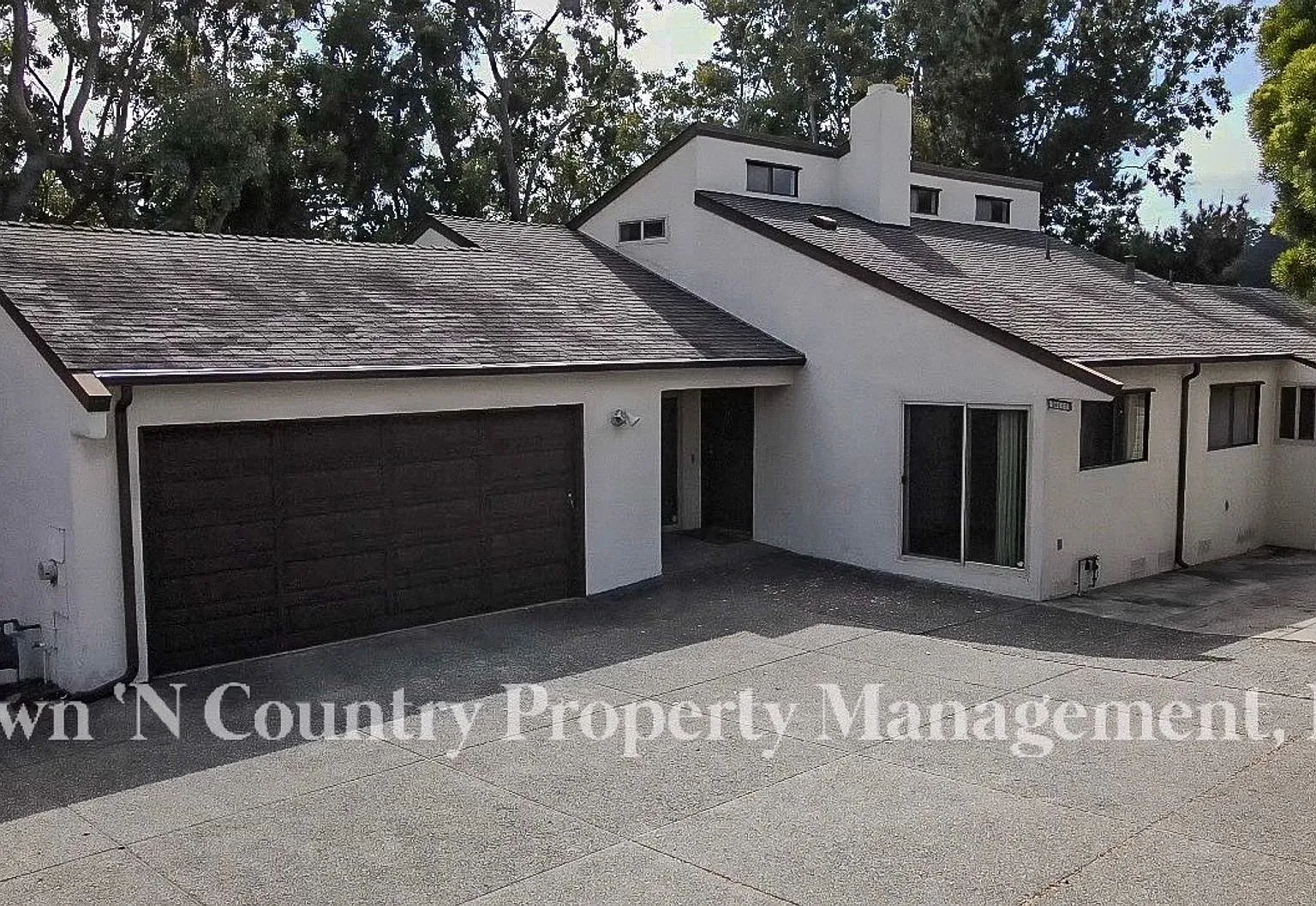 Spacious 3-Bedroom Carmel Home with 2-Car Garage & Balcony — Photo 4