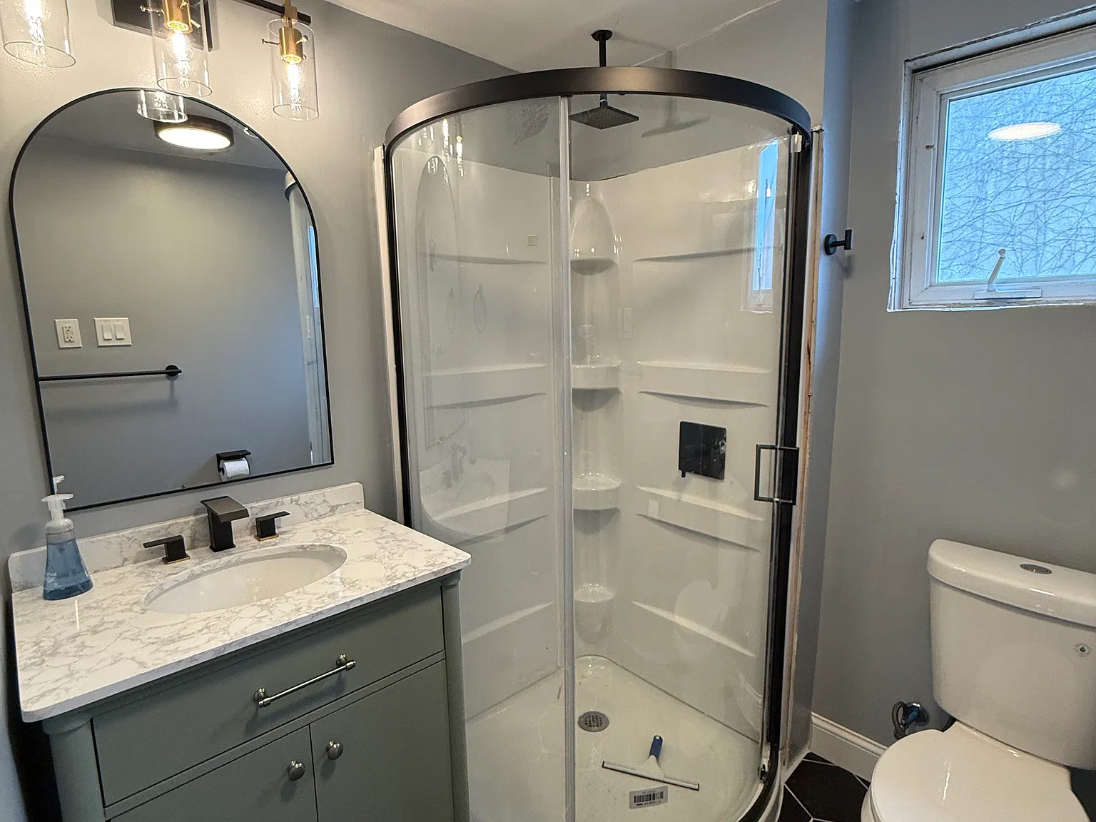 2 bed, 1036 sqft, $2,200 — Photo 3