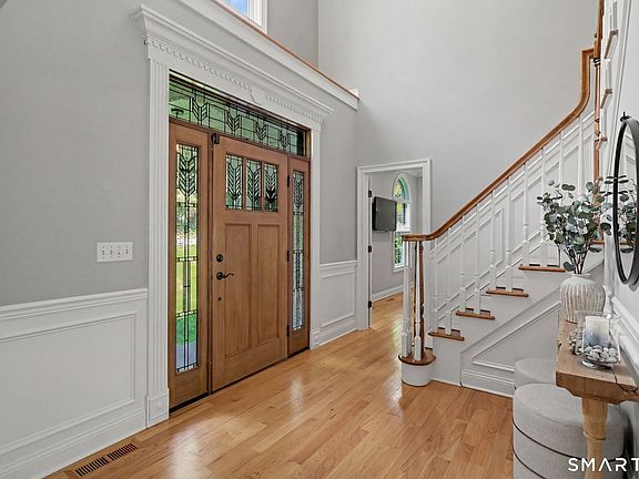 4th image of 282 Glen Ridge Road