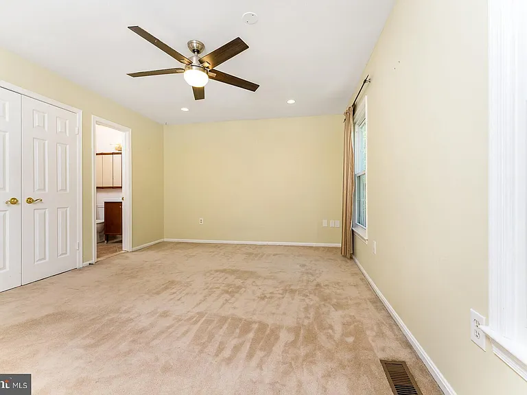 8415 Hollis Ln — Photo 31