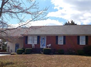 1227 Sanderson Dr, Hopkinsville, KY 42240