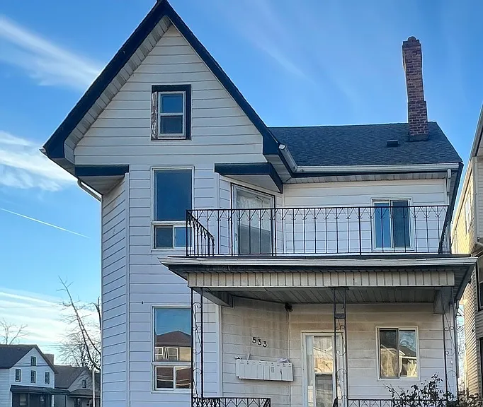 533 Church St #9 — Photo 6