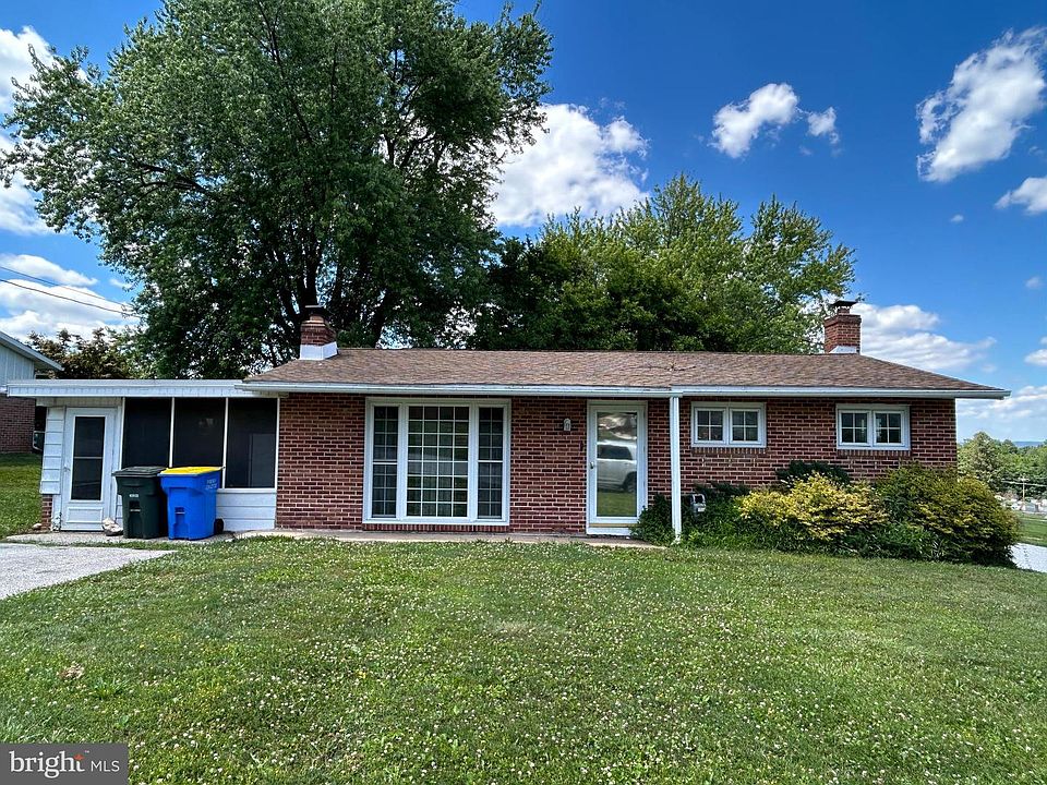 1st image of 39 E Crestlyn Dr