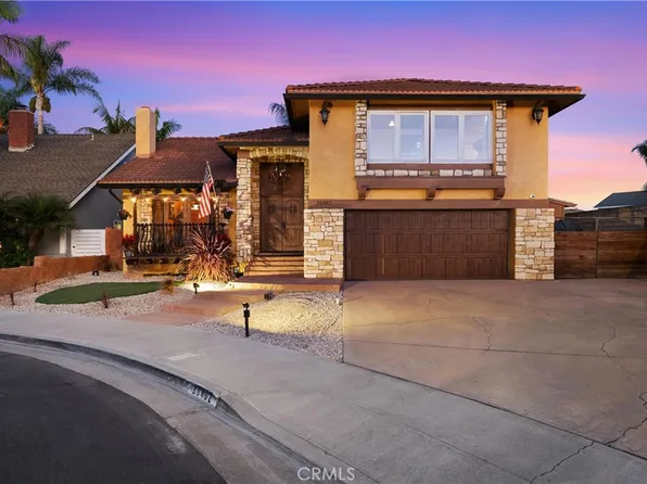 20492 Graystone Ln, Huntington Beach, CA 92646
