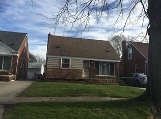 10029 Ruth Ave, Allen Park, MI 48101