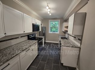 545 Lakeview Dr Unit B, Rossville, GA 30741