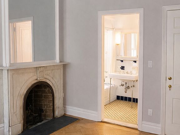 5th image of 14 W 9th St #4
