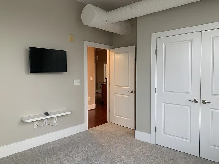 300 Finsbury St #311 — Photo 8